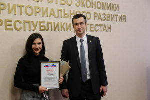 #В Дагестане наградили победителей регионального конкурса «Лучший МФЦ»4