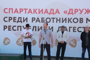 #В эти выходные на «Стадионе им. Е. Исинбаевой» прошла спартакиада работников МФЦ Республики Дагестан.5