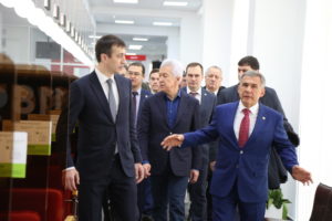 #Президент Татарстана Рустам Минниханов посетил МФЦ  Дагестана4