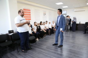 #Министр экономики Республики Татарстан побывал в МФЦ Дагестана1