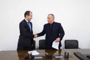#МФЦ Дагестана и Фонд капремонта наметили сферы взаимовыгодного сотрудничества5