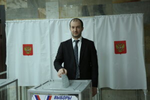 #Руководитель МФЦ Дагестана Магомедэмин Арсланалиев отдал свой голос за главу государства.2