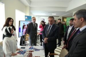 #МФЦ Республики Дагестан принял участие в ярмарке вакансий.3